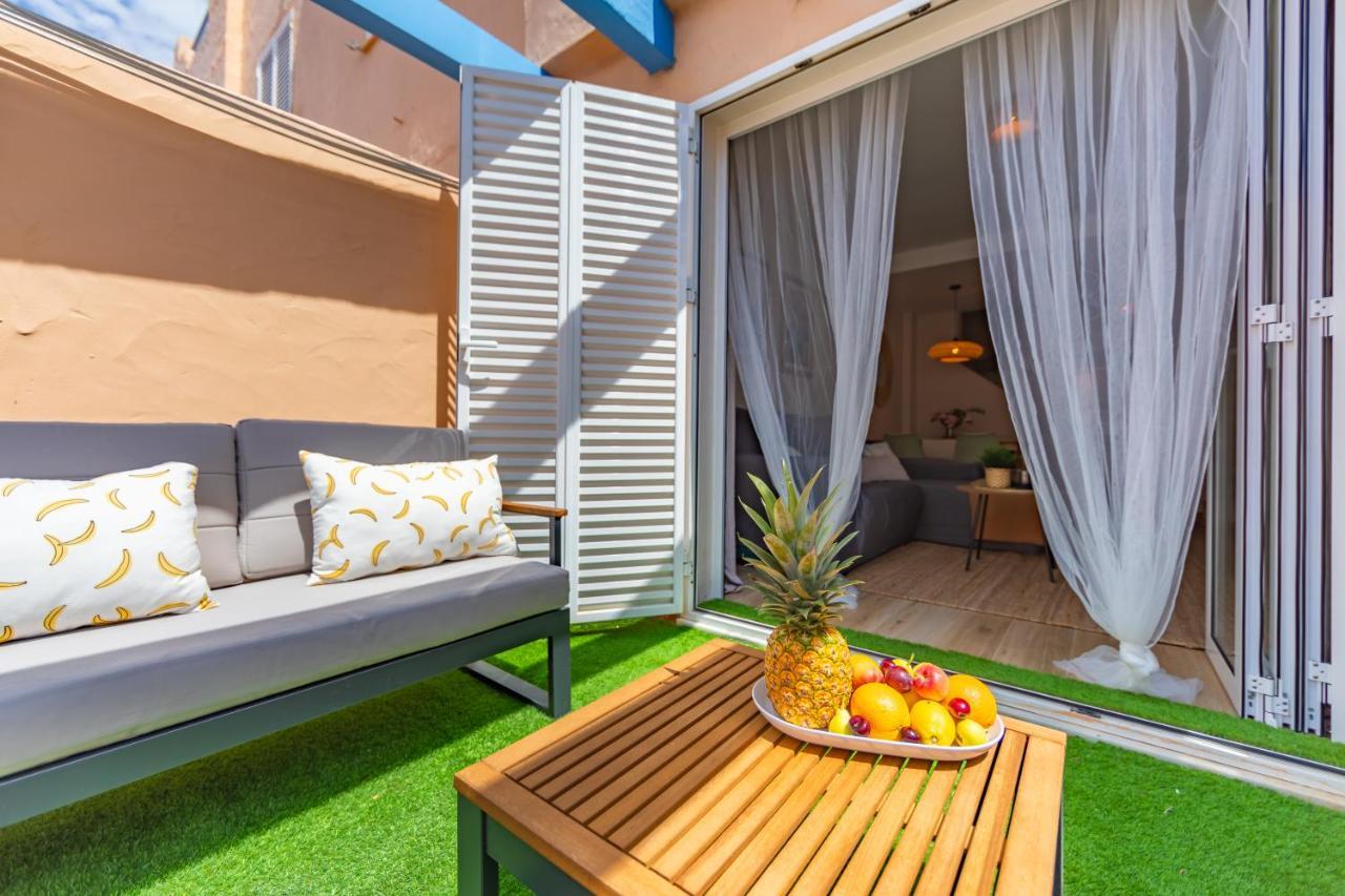 Beachfront, Pool, Terrace, Garage & Fibre Internet 塔里法 外观 照片